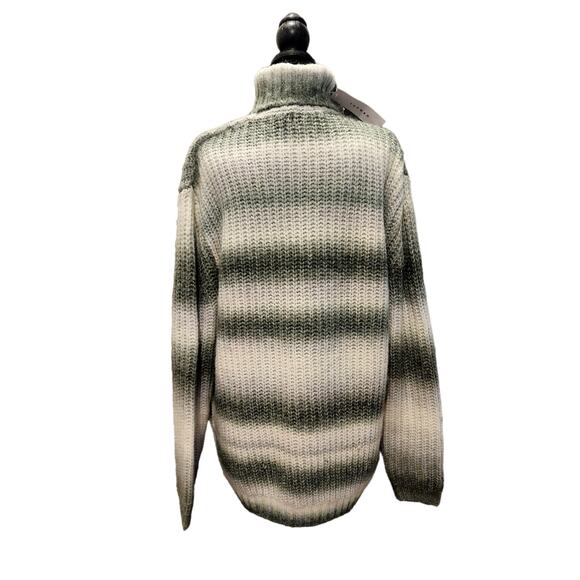 TOPMAN NWT Turtleneck Wool Blend Sweater Ombre Gray Small - Picture 4 of 10